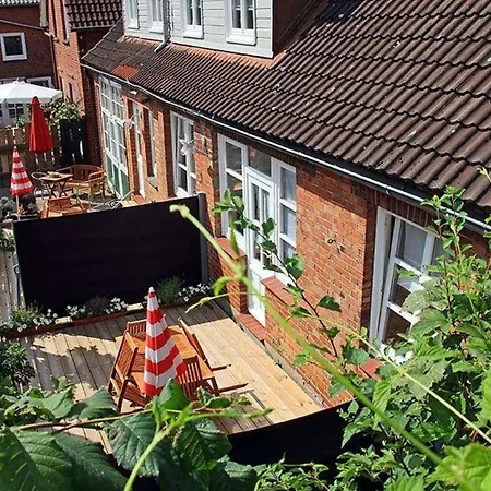 Apartment Komfort-apartment: Gepflegte Für 2-4 Personen *