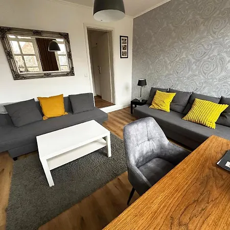 Apartment Komfort-apartment: Gepflegte Für 2-4 Personen *